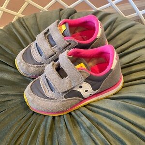 Saucony Kids' Sneakers in Gray and Pink with Yellow Accents